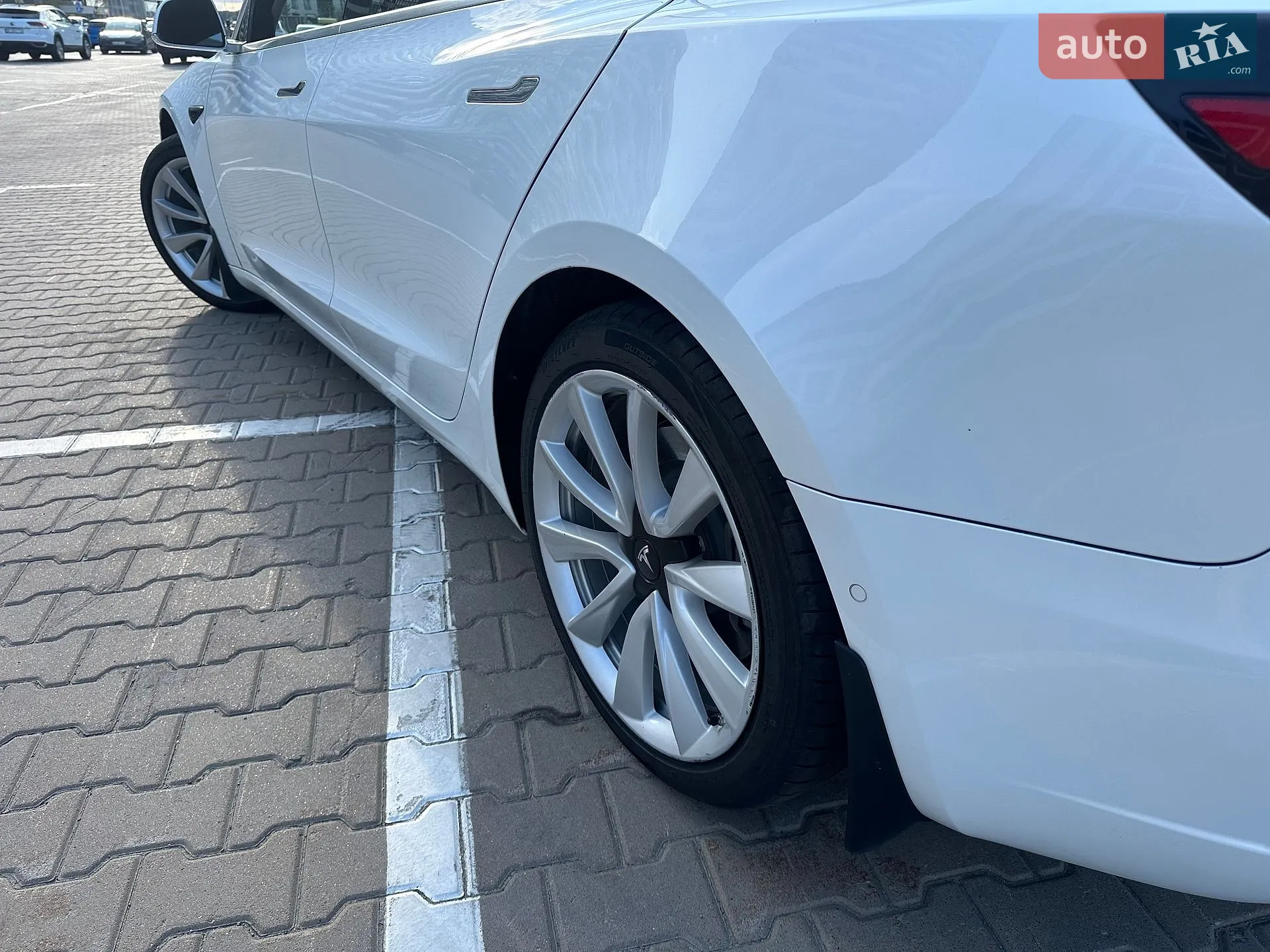 2020 Tesla Model 3 - мініатюра 10