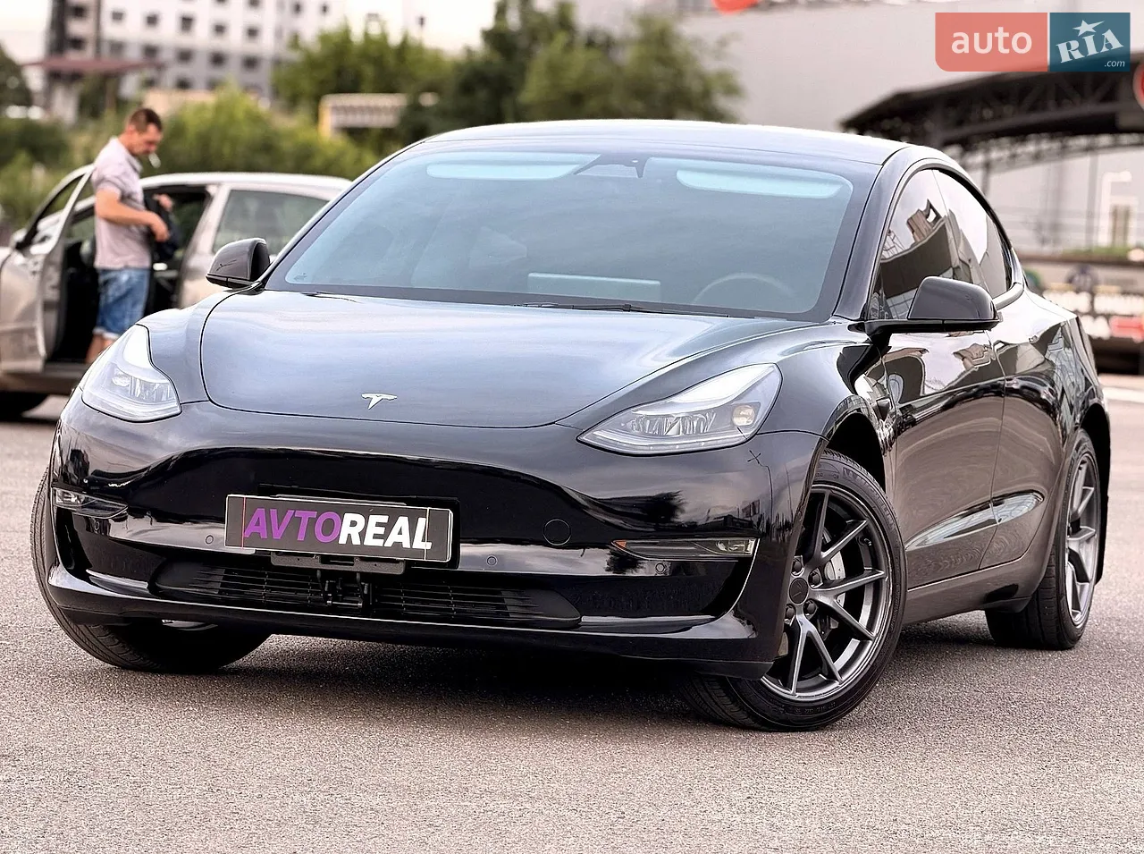 2013 MG 6 - мініатюра 78