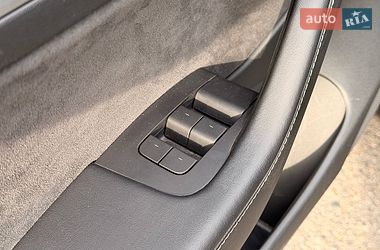 Седан Tesla Model 3 2022 в Кривому Розі