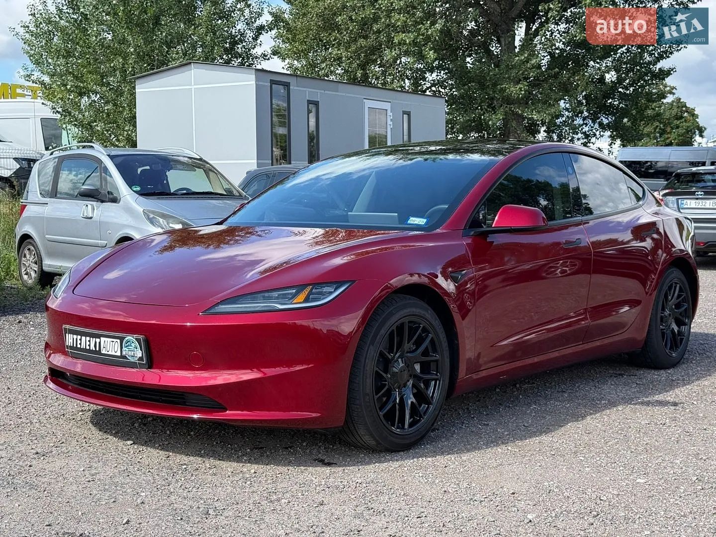 2024 Tesla Model 3 - фото 1