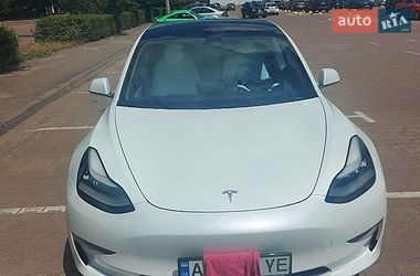 Седан Tesla Model 3 2020 в Житомирі