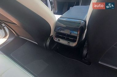 Седан Tesla Model 3 2020 в Житомирі