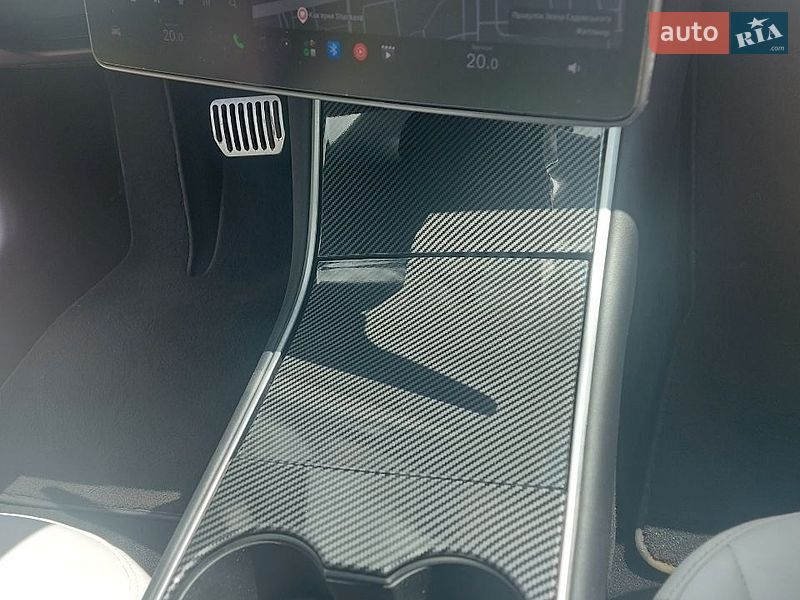 Седан Tesla Model 3 2020 в Житомирі