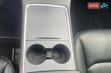 Седан Tesla Model 3 2021 в Чернигове фото 32 Седан Tesla Model 3 2021 в Чернигове