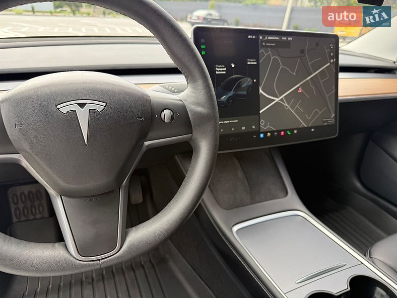 Седан Tesla Model 3 2021 в Коломые