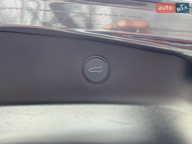Седан Tesla Model 3 2021 в Коломые