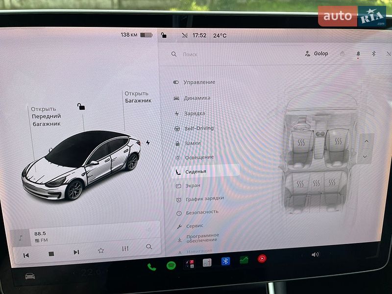 Седан Tesla Model 3 2019 в Нетешине