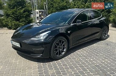 Седан Tesla Model 3 2019 в Виннице