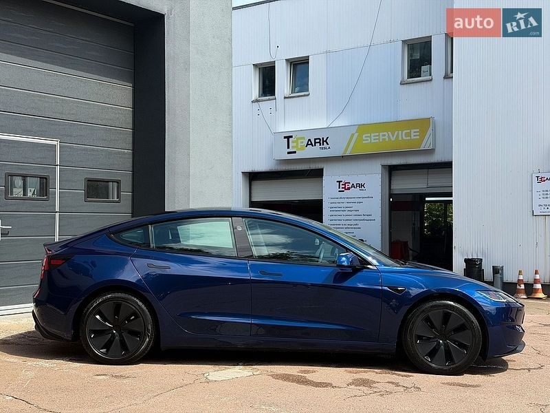 Седан Tesla Model 3 2024 в Киеве фото 11 Седан Tesla Model 3 2024 в Киеве