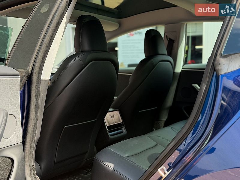 Седан Tesla Model 3 2024 в Киеве фото 17 Седан Tesla Model 3 2024 в Киеве