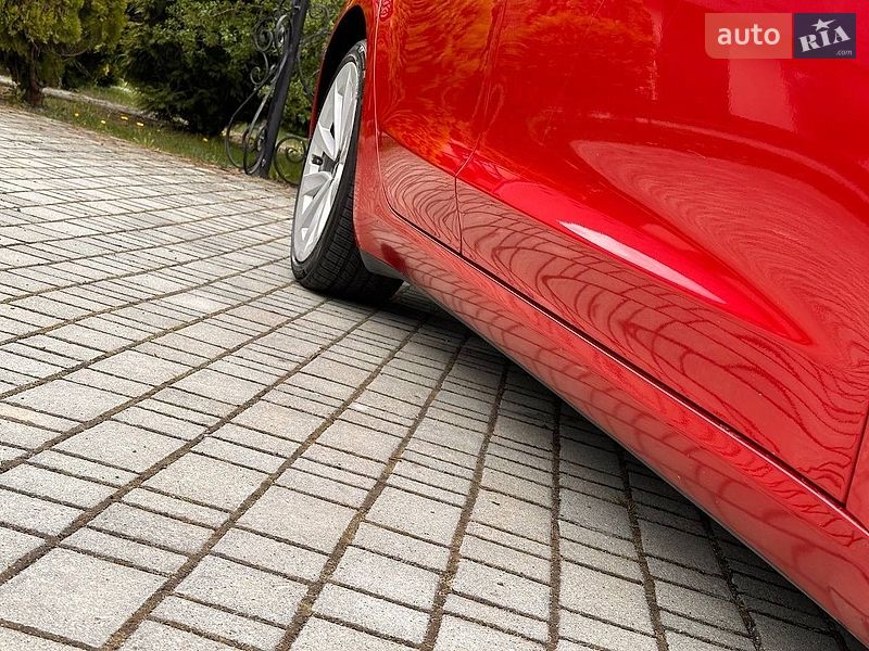 Седан Tesla Model 3 2023 в Самборе