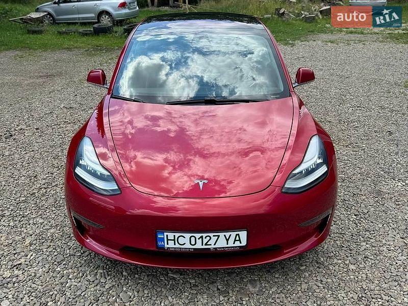 Седан Tesla Model 3 2018 в Ивано-Франковске