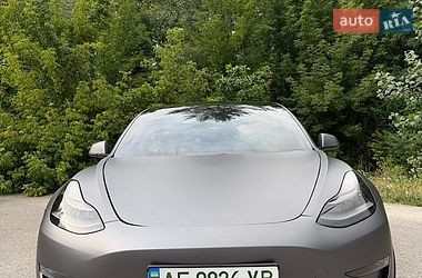 Седан Tesla Model 3 2020 в Днепре