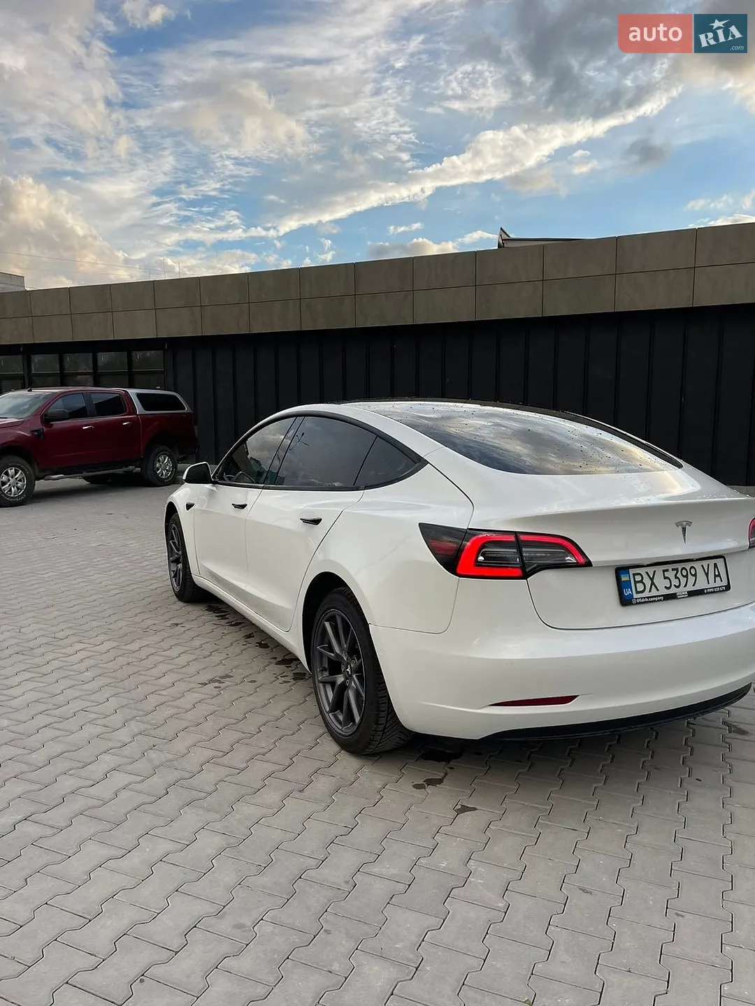 2021 Tesla Model 3 - мініатюра 4