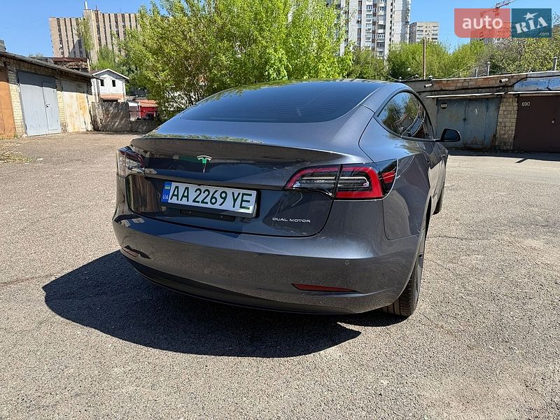 Седан Tesla Model 3 2022 в Киеве фото 25 Седан Tesla Model 3 2022 в Киеве