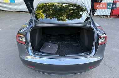 Седан Tesla Model 3 2022 в Одесі