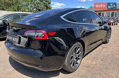 Седан Tesla Model 3 2019 в Николаеве