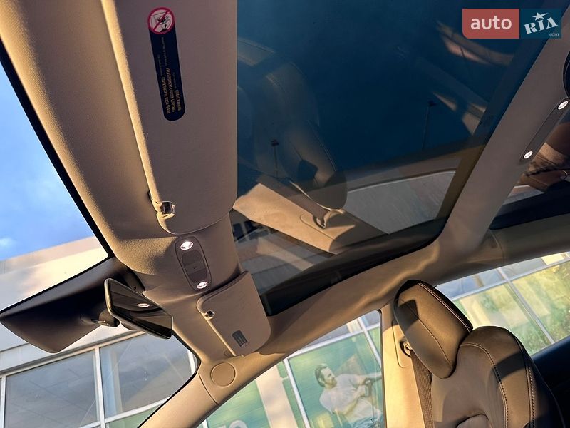Седан Tesla Model 3 2019 в Білій Церкві
