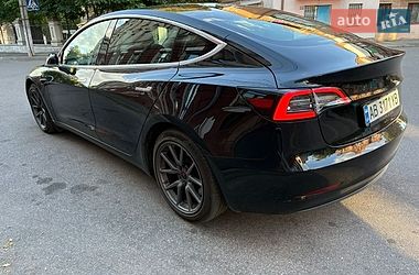 Седан Tesla Model 3 2020 в Виннице