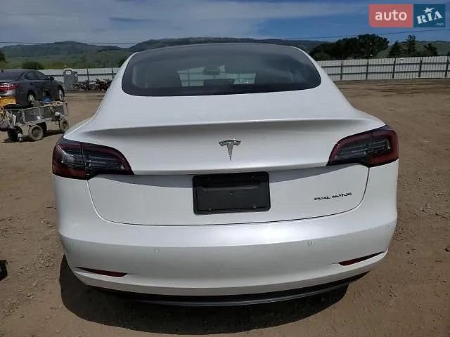 2022 Tesla Model 3 - мініатюра 8