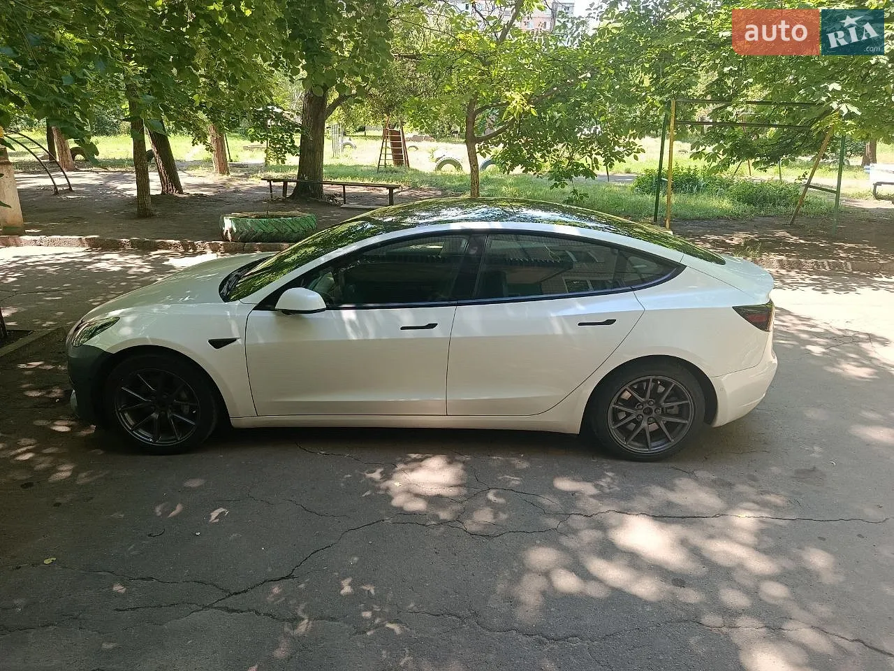 2022 Tesla Model 3 - мініатюра 4