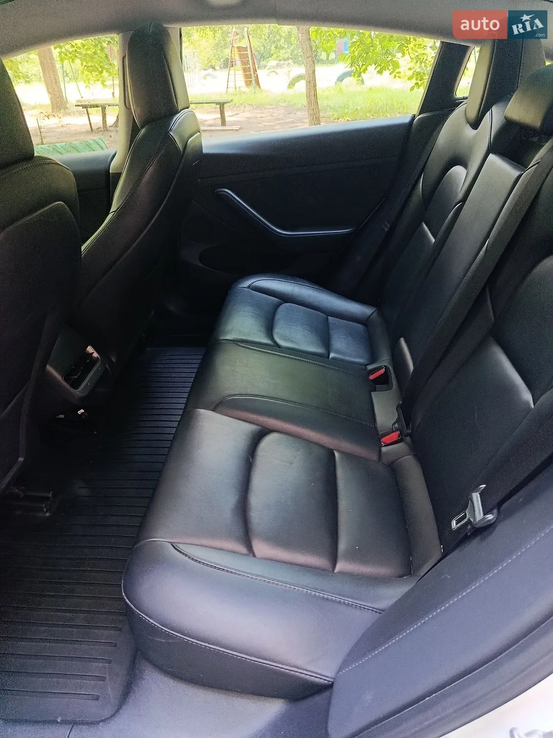 2022 Tesla Model 3 - мініатюра 5