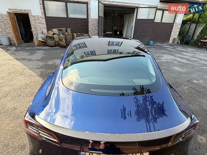 Седан Tesla Model 3 2023 в Харькове