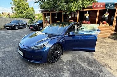 Седан Tesla Model 3 2023 в Харькове
