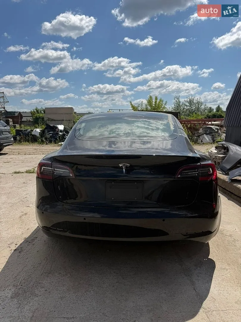 2021 Tesla Model 3 - мініатюра 3