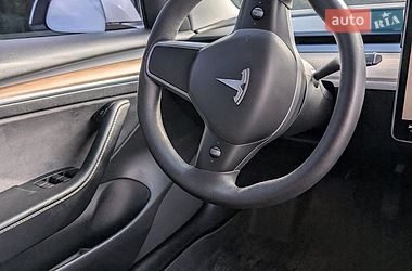 Седан Tesla Model 3 2022 в Львові