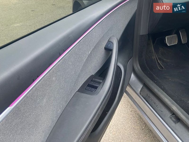 Седан Tesla Model 3 2025 в Харькове