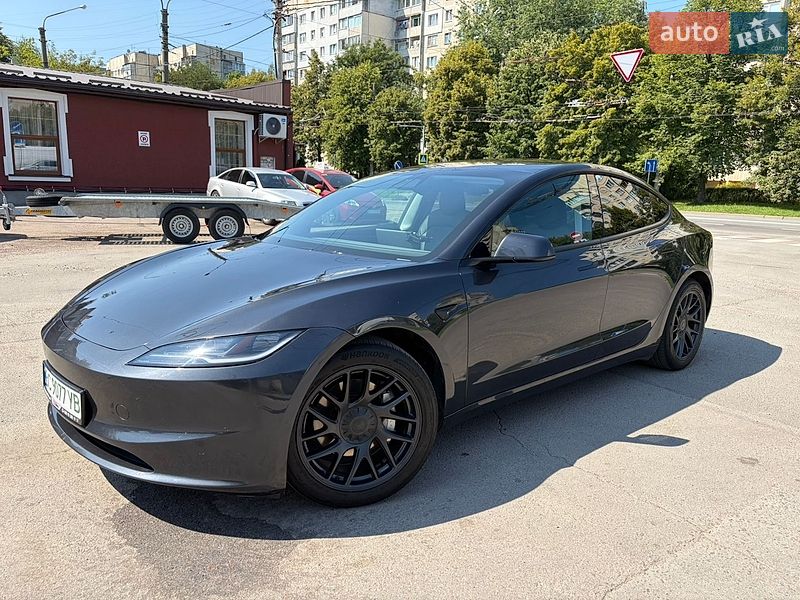 Седан Tesla Model 3 2024 в Львове фото 14 Седан Tesla Model 3 2024 в Львове
