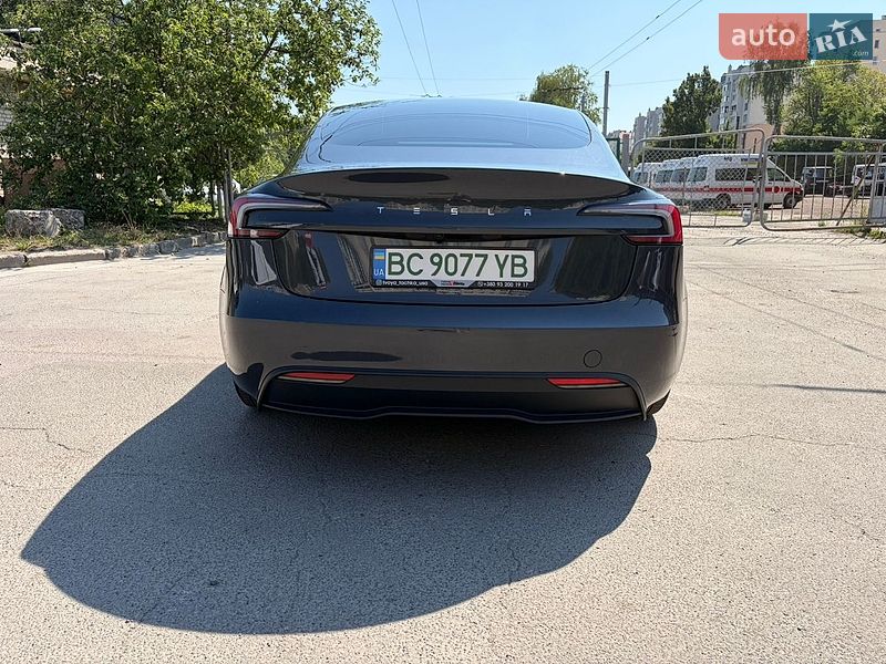 Седан Tesla Model 3 2024 в Львове фото 33 Седан Tesla Model 3 2024 в Львове