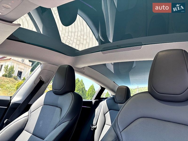Седан Tesla Model 3 2024 в Львове фото 16 Седан Tesla Model 3 2024 в Львове