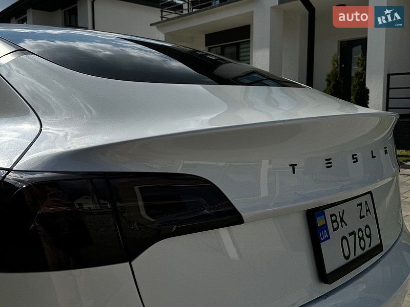 Седан Tesla Model 3 2022 в Рівному фото 7 Седан Tesla Model 3 2022 в Рівному