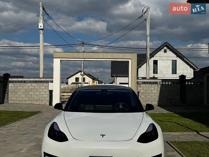 Седан Tesla Model 3 2022 в Рівному фото 9 Седан Tesla Model 3 2022 в Рівному
