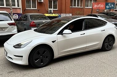 Седан Tesla Model 3 2022 в Одессе