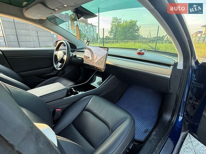 Седан Tesla Model 3 2020 в Львові фото 6 Седан Tesla Model 3 2020 в Львові