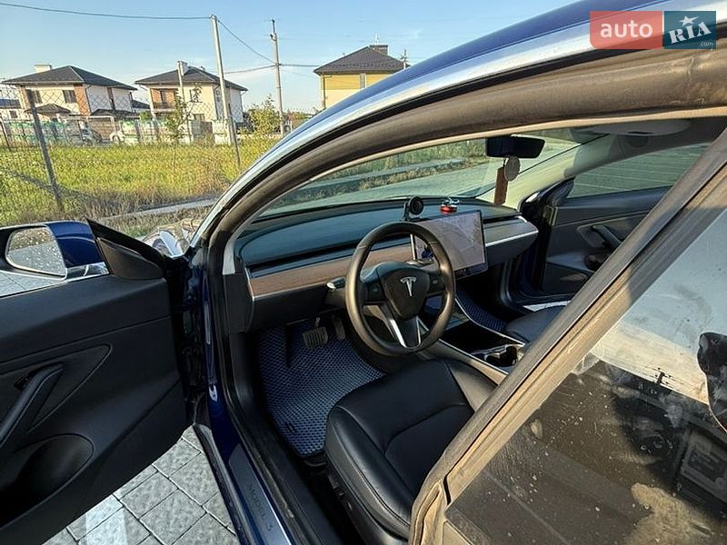 Седан Tesla Model 3 2020 в Львові фото 36 Седан Tesla Model 3 2020 в Львові