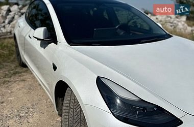 Седан Tesla Model 3 2022 в Одесі