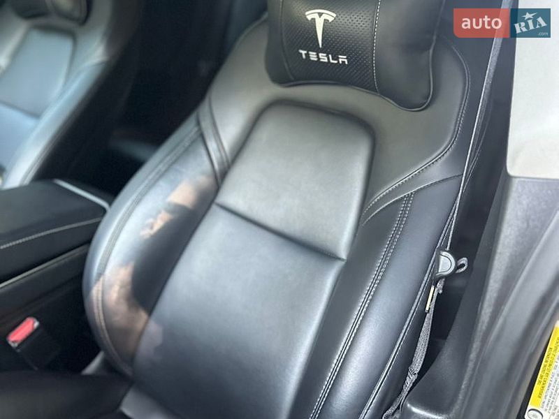 Седан Tesla Model 3 2019 в Черновцах фото 17 Седан Tesla Model 3 2019 в Черновцах
