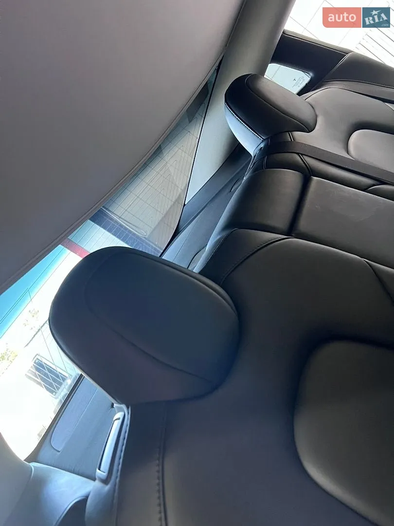 2018 Tesla Model 3 - мініатюра 12