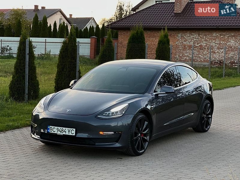 Tesla Model 3 2020 Tesla Model 3 2020