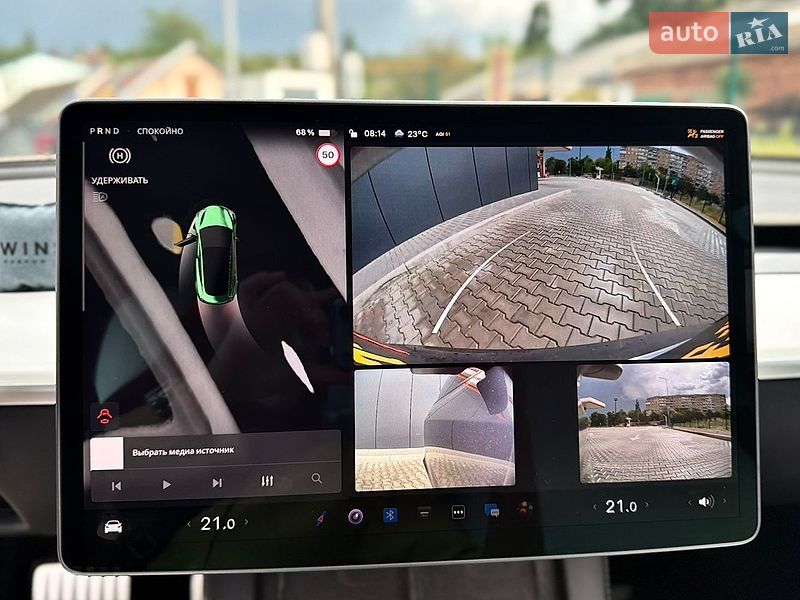 Седан Tesla Model 3 2022 в Кривом Роге