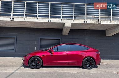 Седан Tesla Model 3 2024 в Киеве