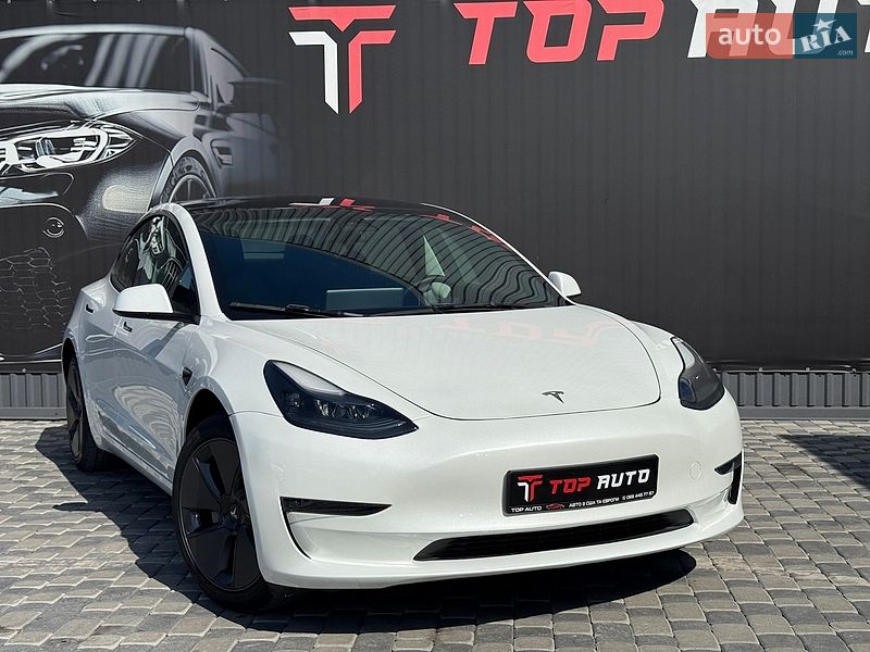 Седан Tesla Model 3 2023 в Львові фото 12 Седан Tesla Model 3 2023 в Львові