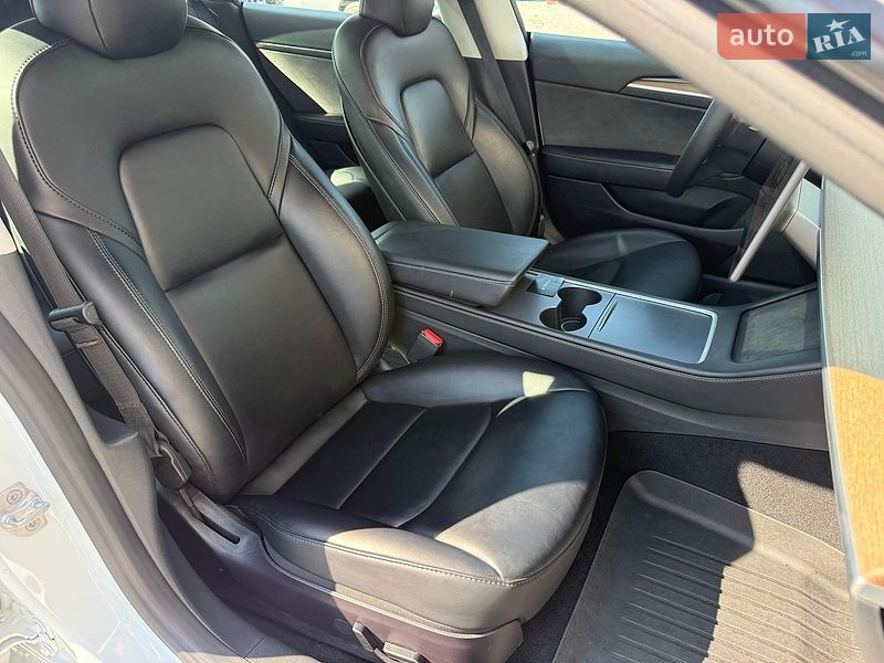 Седан Tesla Model 3 2023 в Львові фото 63 Седан Tesla Model 3 2023 в Львові