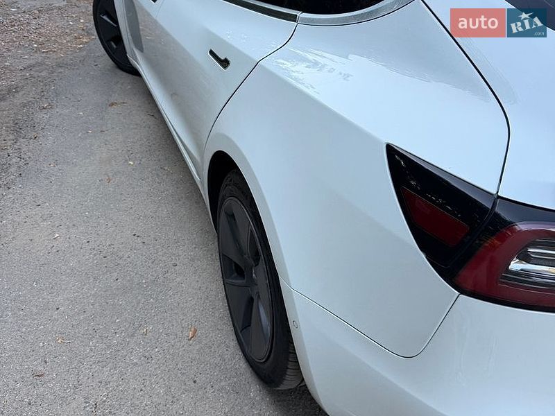 Седан Tesla Model 3 2018 в Києві