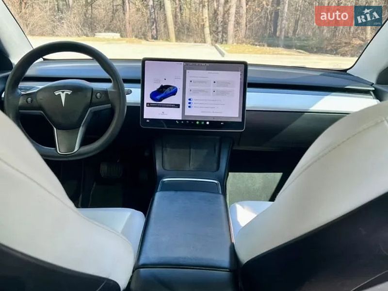 Седан Tesla Model 3 2021 в Новояворівську фото 11 Седан Tesla Model 3 2021 в Новояворівську