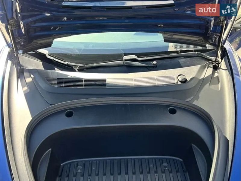 Седан Tesla Model 3 2021 в Новояворівську фото 20 Седан Tesla Model 3 2021 в Новояворівську